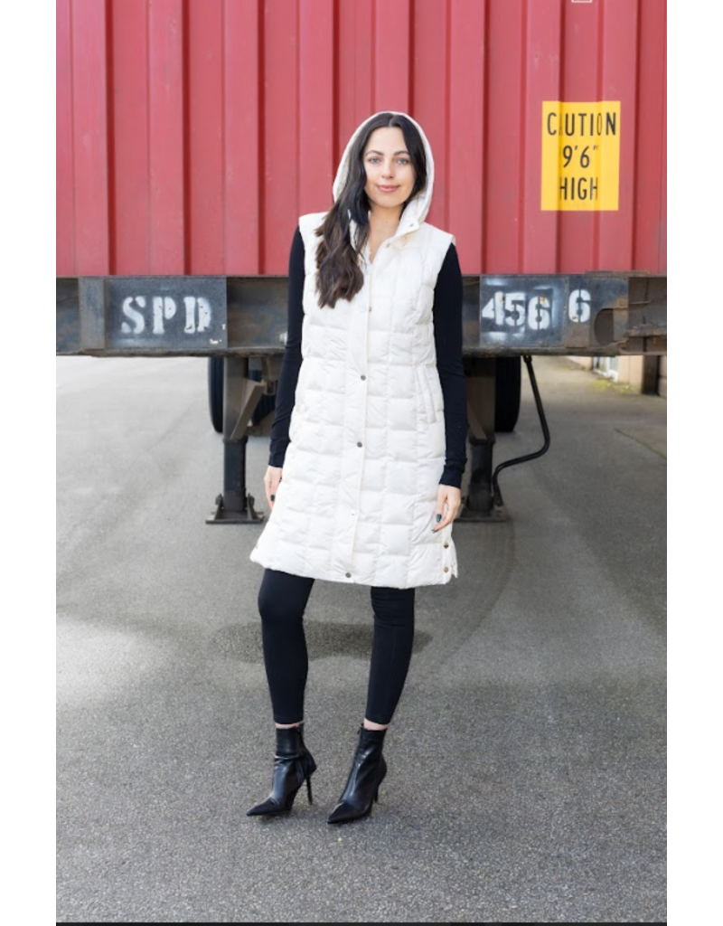 LONG PUFFER VEST w/REMOVABLE HOOD