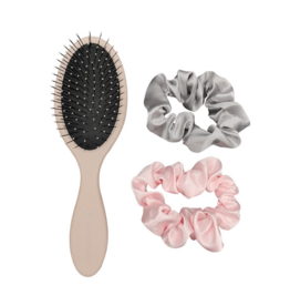DETANGLING BRUSH W. SCRUNCHIE