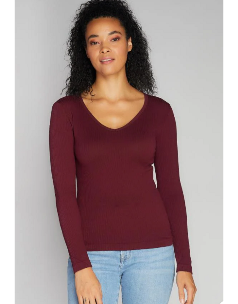 C'EST MOI V NECK NECK RIB SEAMLESS TOP - ONE SIZE