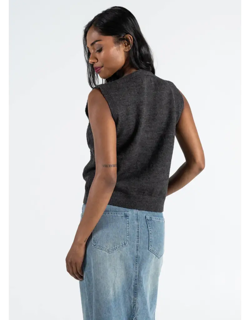 C'EST MOI BUTTON DOWN CABLE KNIT VEST COFFEE