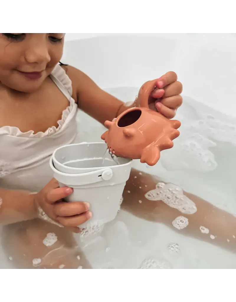 NOUKA NOUKA SCOOP & SPRINKLE WATER ANIMALS