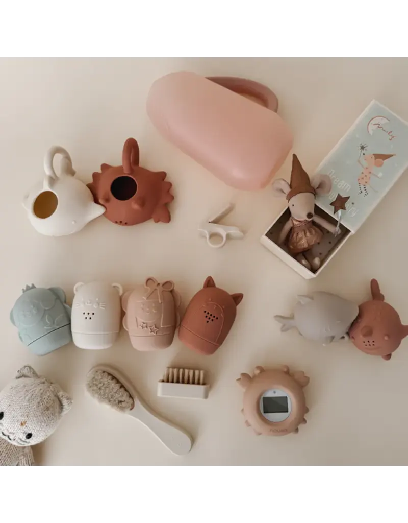NOUKA NOUKA SCOOP & SPRINKLE WATER ANIMALS