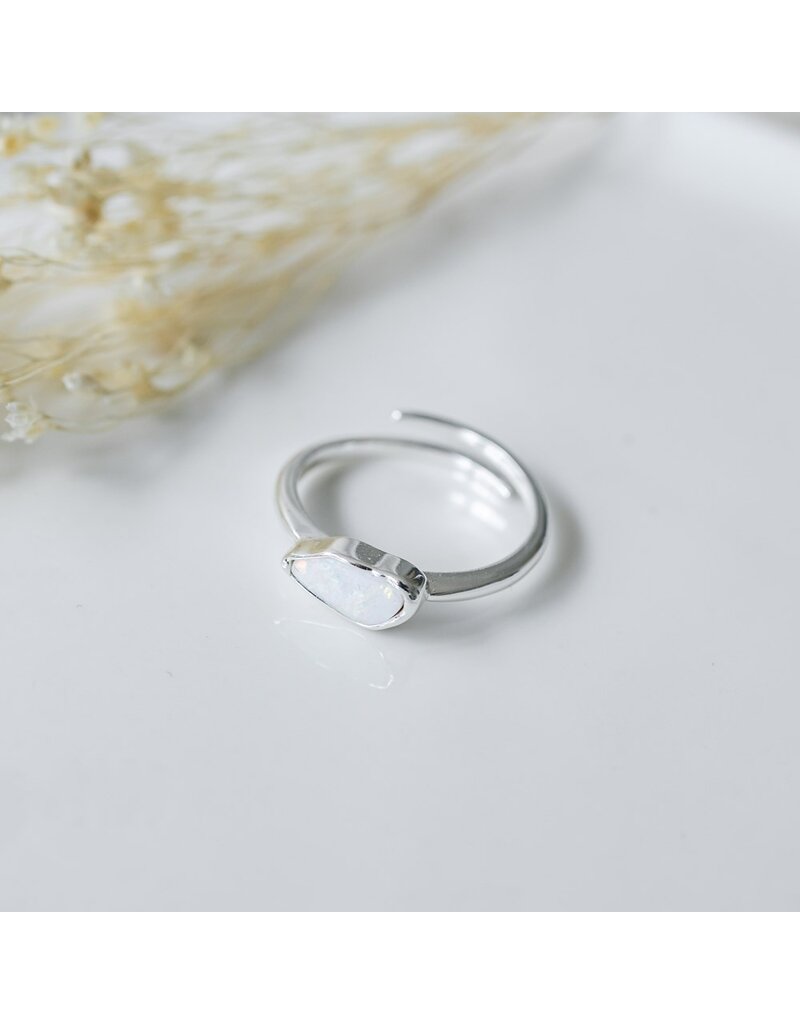 GLEE OPALITE PEBBLE RING