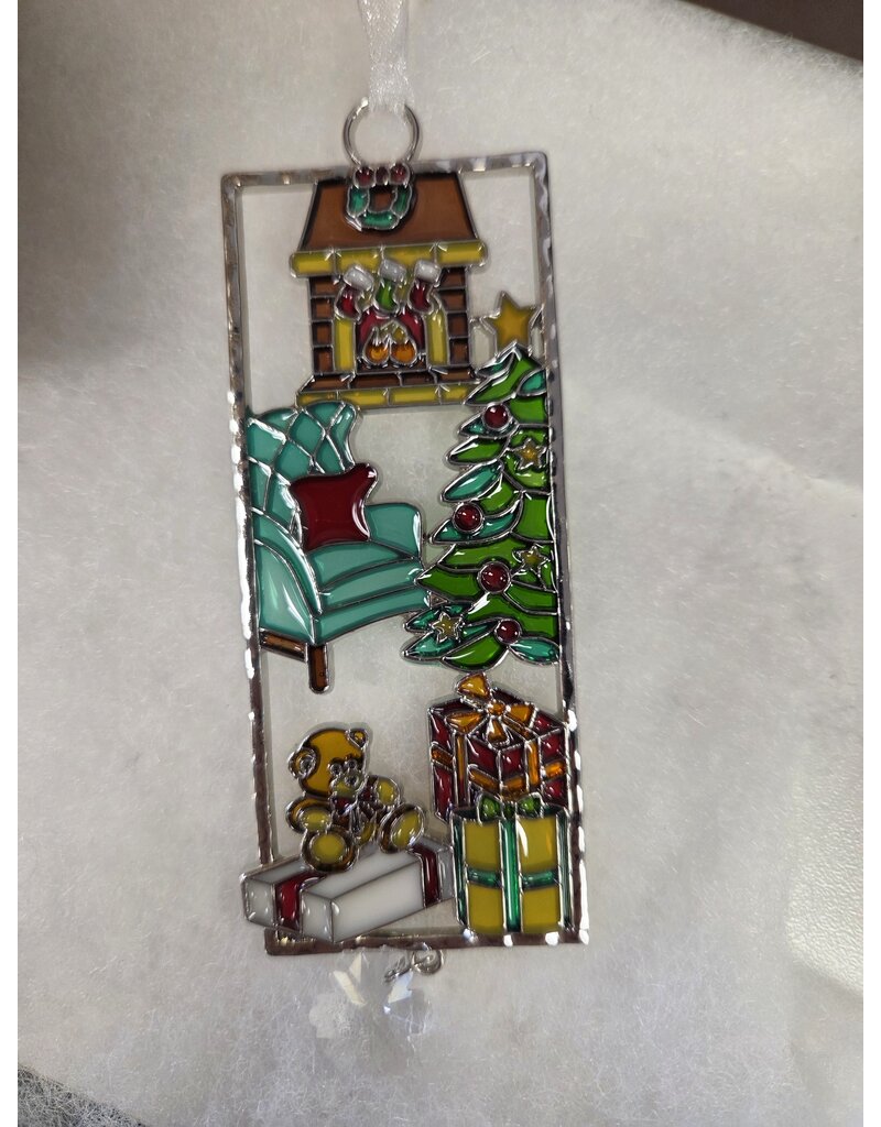 HOLIDAY SCENE ORNAMENTS