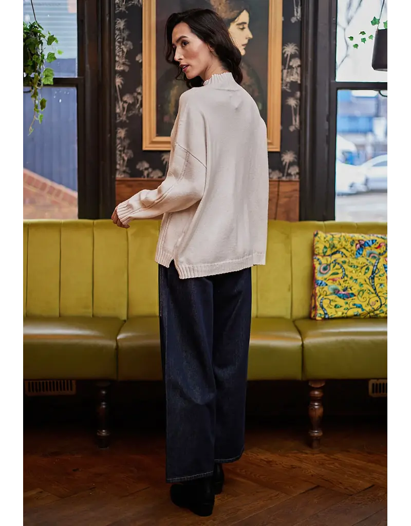 SLOANE SQUARE SWEATER CREAM