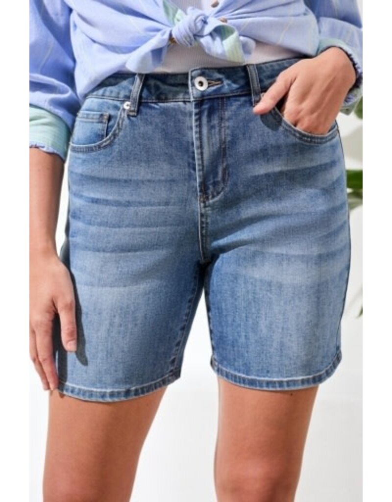 TRIBAL AUDREY GIRLFRIEND CLASSIC SHORT-PEBBLEBLUE