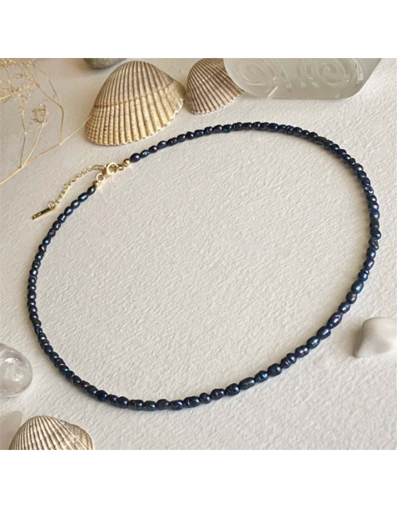 PIKA & BEAR MINUET BLACK SEED PEARL NECKLACE w/GOLD