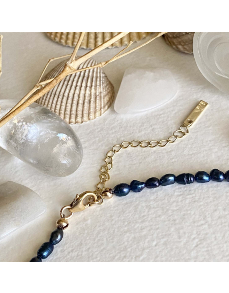 PIKA & BEAR MINUET BLACK SEED PEARL NECKLACE w/GOLD