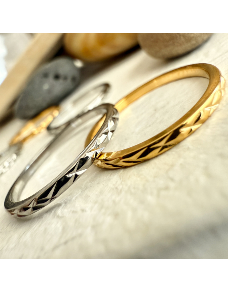 PIKA & BEAR SID DIAMOND PATTERN RING