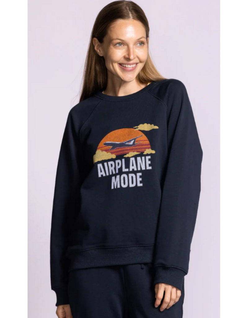 MAVERICK NAVY SWEATSHIRT