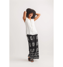 WHITE SLVLESS LAYERED BUTTON FRONT TOP