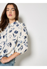PRESSED NAVY DAISY BLOUSE