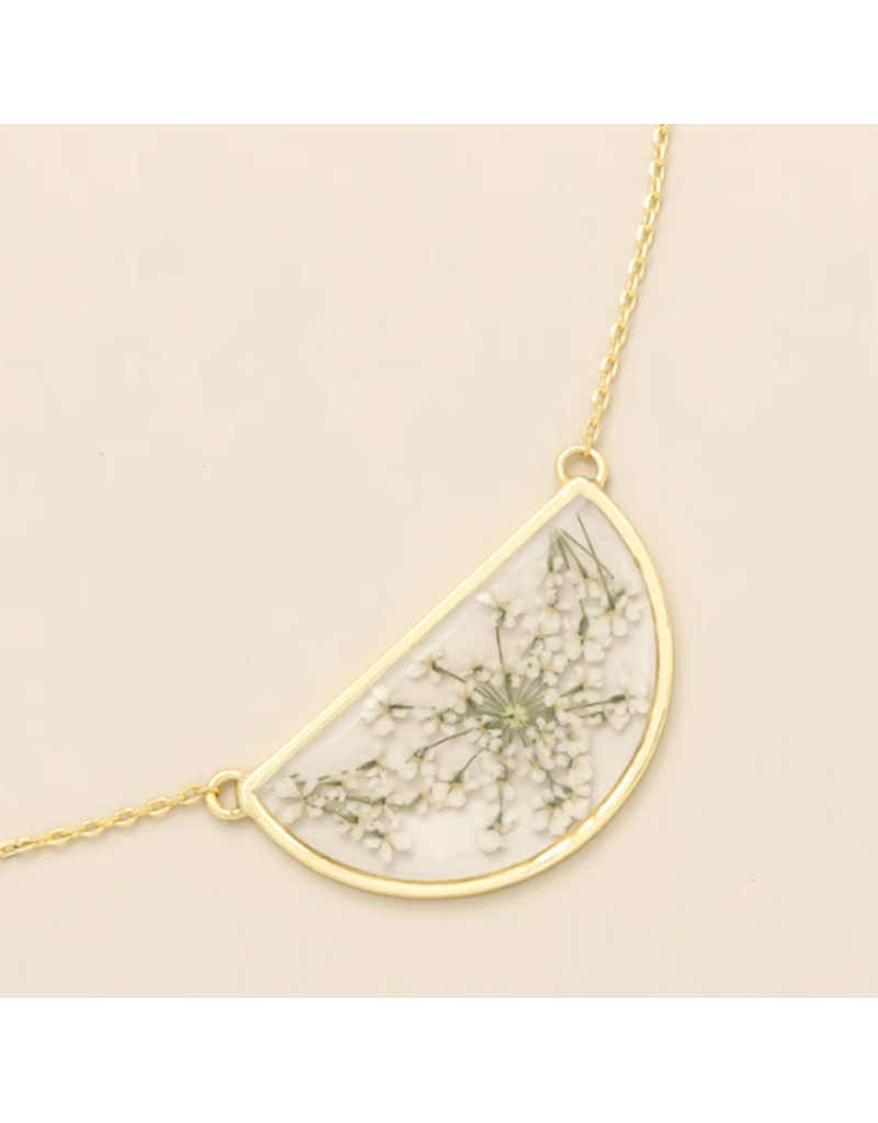 SCOUT PRESSED FLOWER NECKLACE GOLD