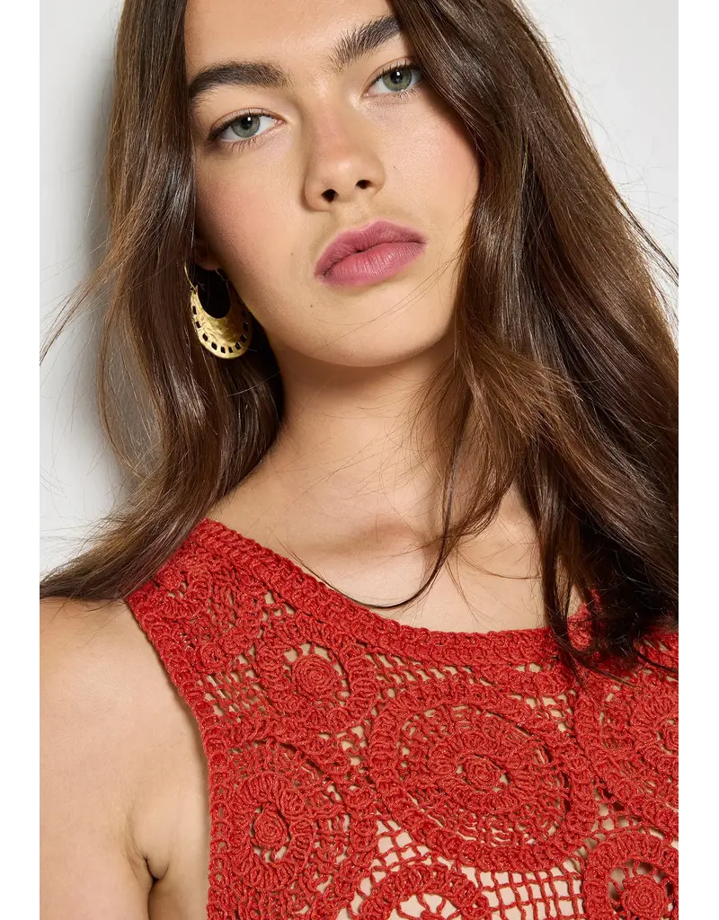 ORANGE CIRCLE CROCHET TANK SWEATER