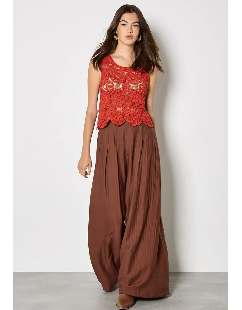 ORANGE CIRCLE CROCHET TANK SWEATER