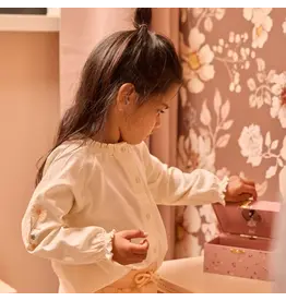 DIRKJE BUTTON FRONT TOP w/SLV DETAIL- SAND