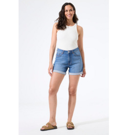 ISABELLA SHORT - MEDIUM WASH