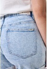 ISABELLA SHORT - LIGHT WASH