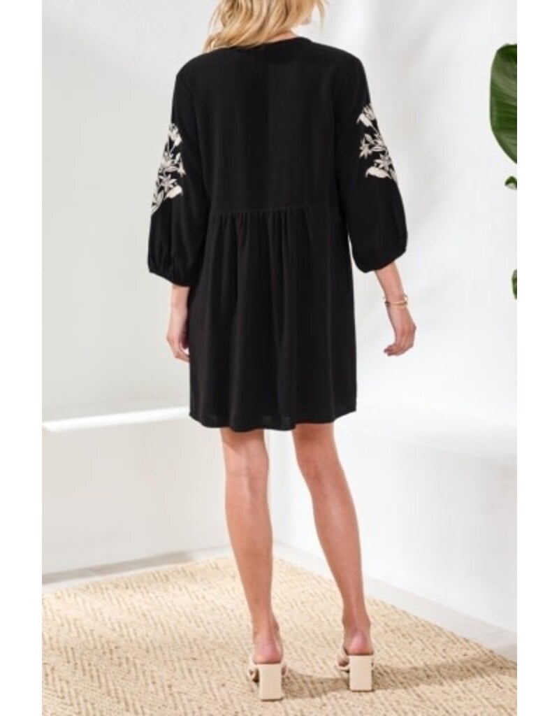 TRIBAL ELBOW SLV DRESS W/EMBROIDERY DTL-BLACK