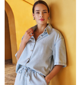 COTTON BUTTON UP LIGHT DENIM BLOUSE