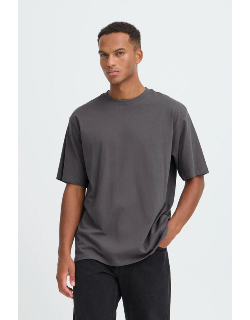 BLEND MENS BLEND FISHER OVERSIZED TEE - COTTON