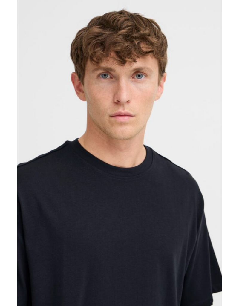 BLEND MENS BLEND FISHER OVERSIZED TEE - COTTON
