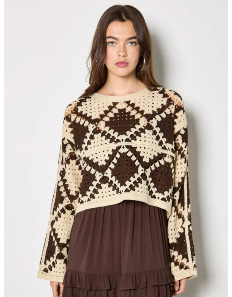 BROWN DIAMOND CROCHET SWEATER