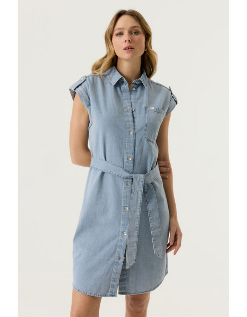 DENIM DRESS - LIGHT WASH