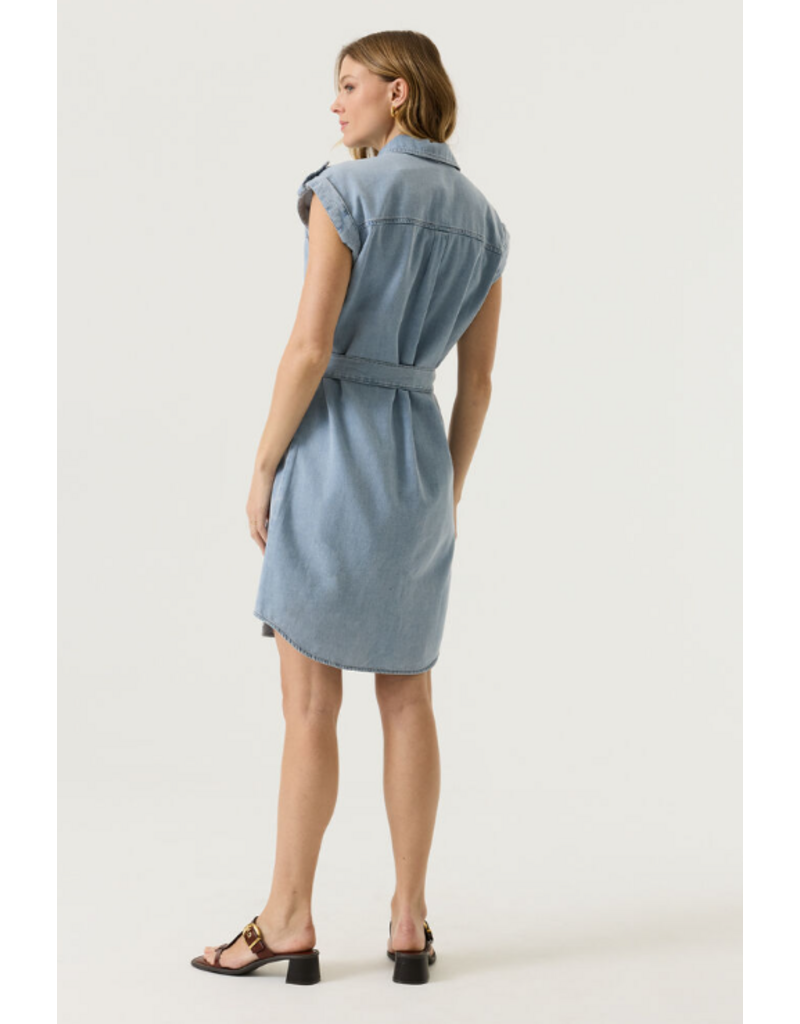 DENIM DRESS - LIGHT WASH