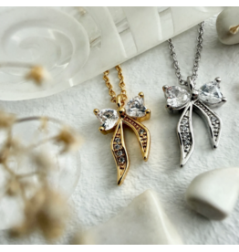 PIKA & BEAR FONTANGE CHARM NECKLACE