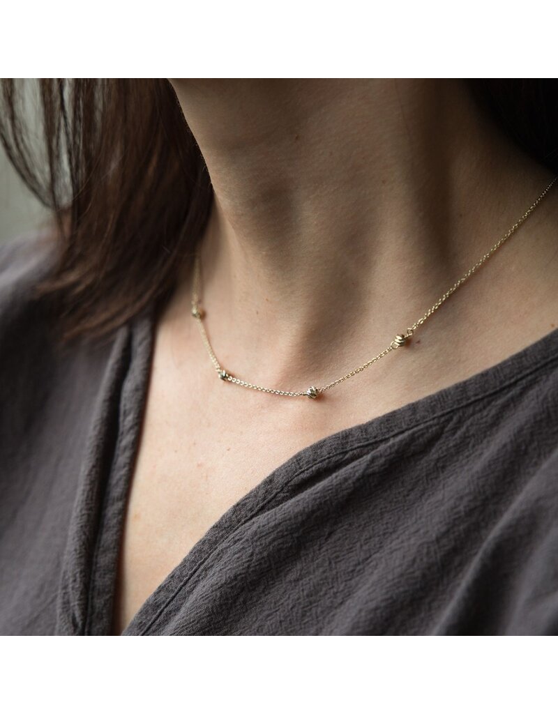 GLEE KINDLE NECKLACE