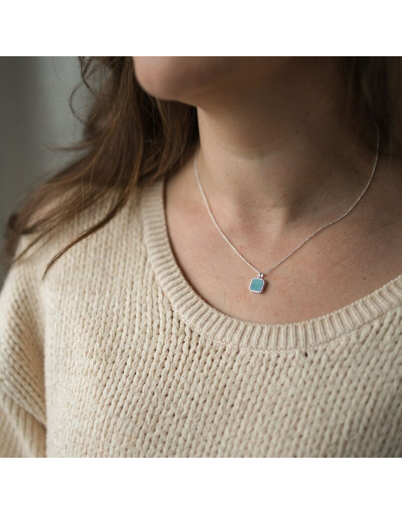 GLEE FLORENCE SQUARE NECKLACE