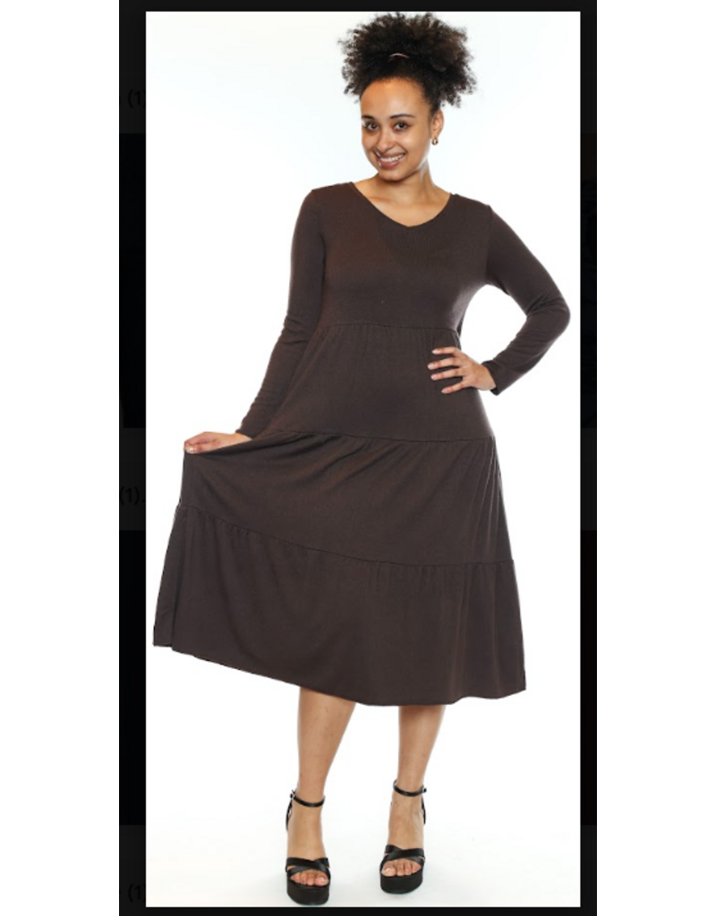 TIERED BROWN V BECK LONG SLEEVE DRESS