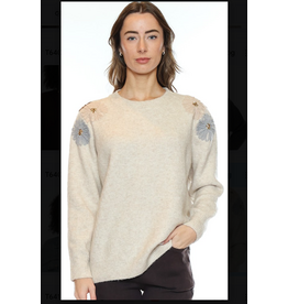 SWEATER W/ EMBROIDERED & SEQUIN FLOWERS