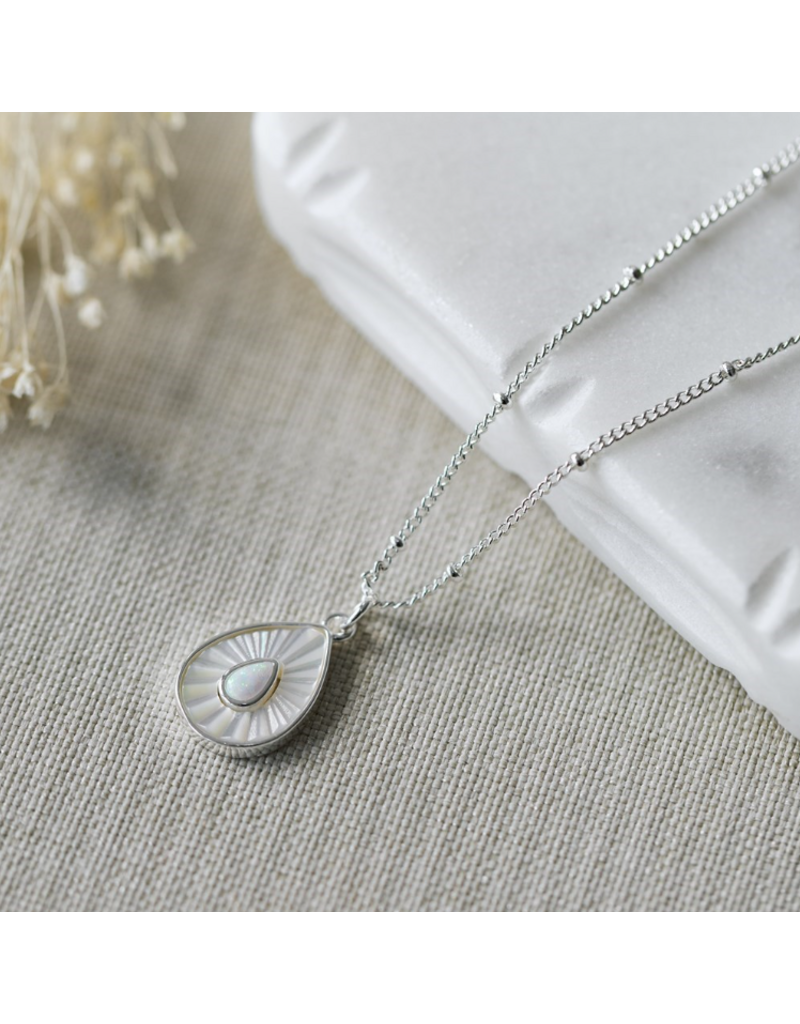 GLEE DEW DROP CRYSTAL OPALITE NECKLACE