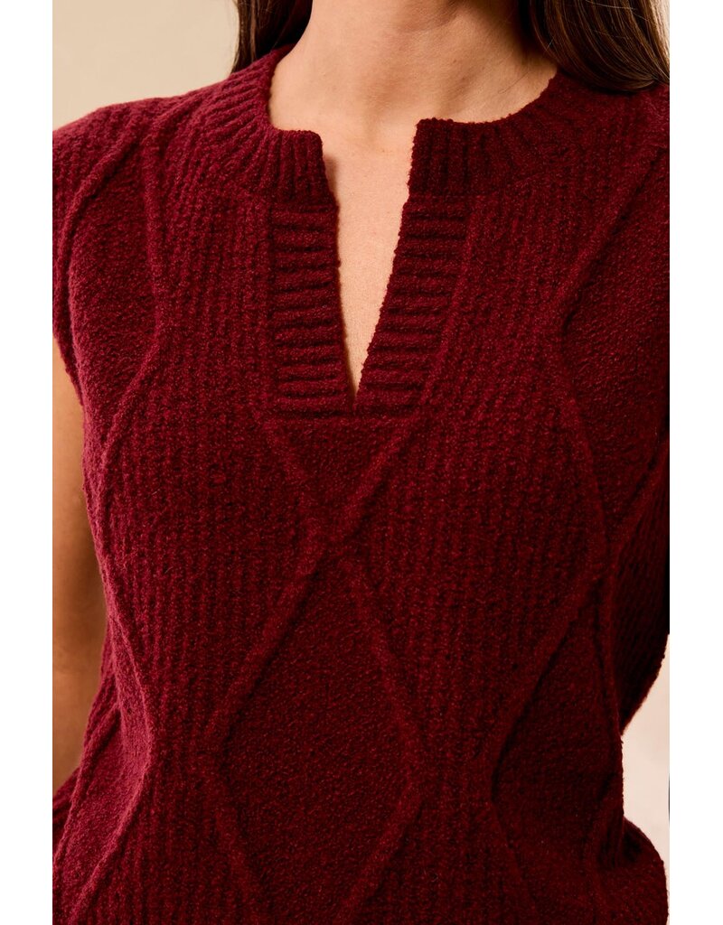 TRIBAL SPLIT CREW NECK COTTON BLEND SWEATER VEST - CHERRY LACQUER