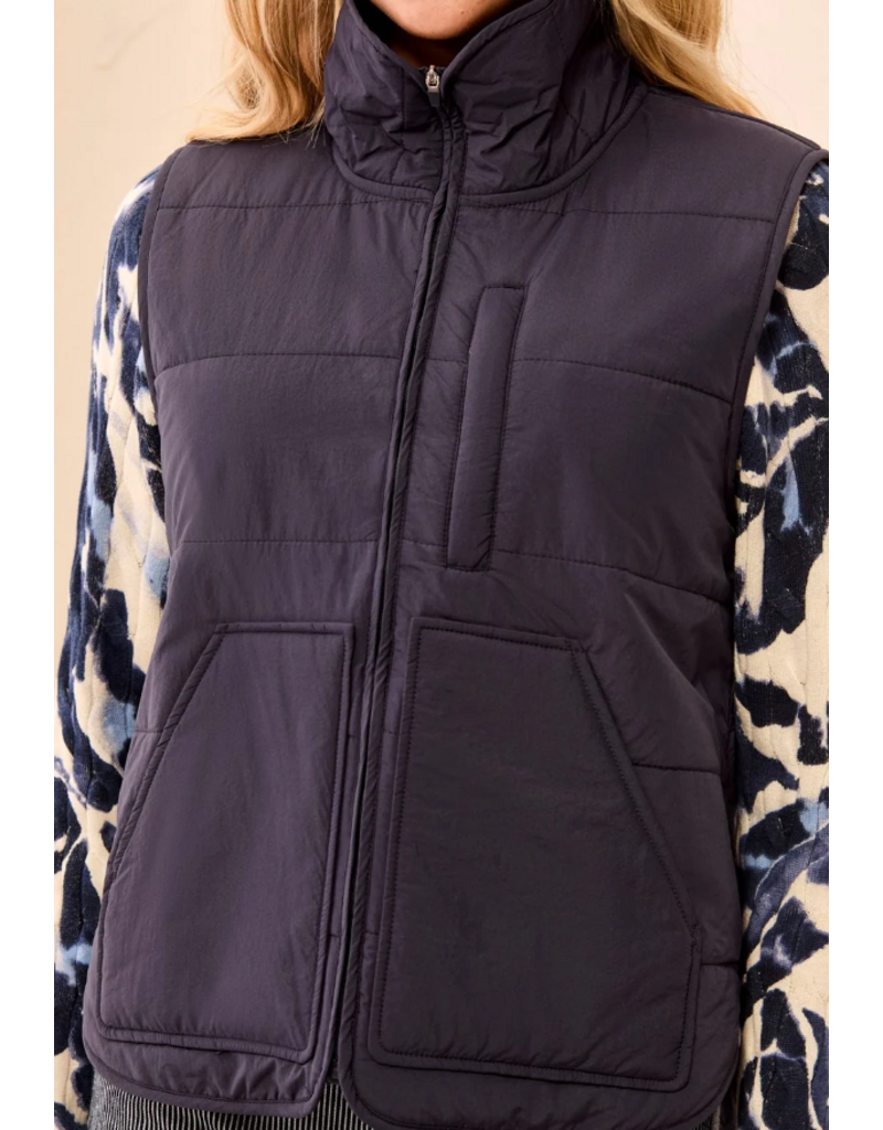 TRIBAL PACKABLE PUFFER VEST