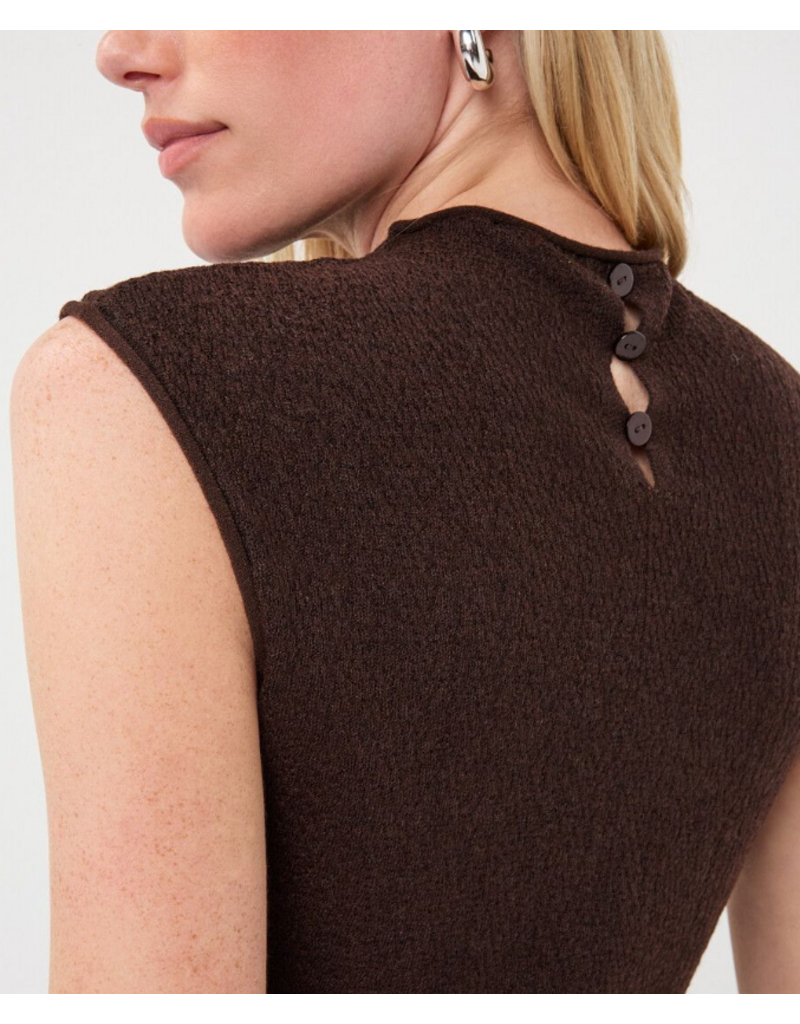 FINE KNIT SLVLESS TURTLENECK TANK
