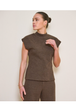 KNITTED TOP W/ CAP SLEEVE