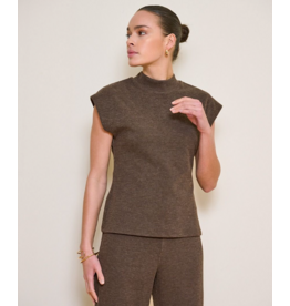 KNITTED TOP W/ CAP SLEEVE