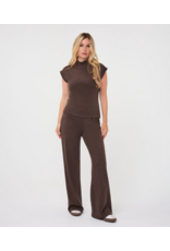 KNITTED TOP W/ CAP SLEEVE