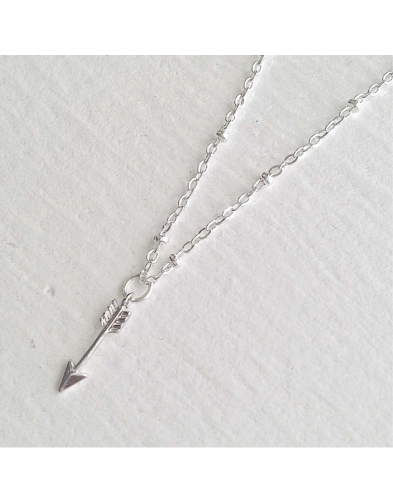 PIKA & BEAR BULLSEYE TINY ARROW NECKLACE