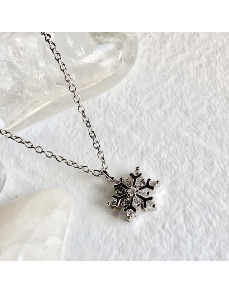 PIKA & BEAR NORQUAY SNOWFLAKE CHARM NECKLACE