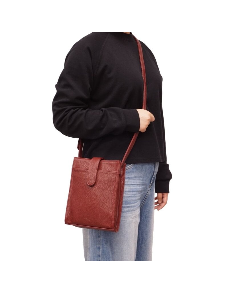 COLIN CROSSBODY