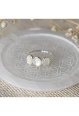GLEE TRI ESSENCE RING - MOTHER OF PEARL - SILVER