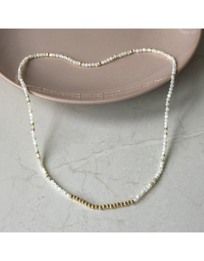 GLEE CIRCUIT LOOP NECKLACE/BRACELET - MOTHER OF PEARL
