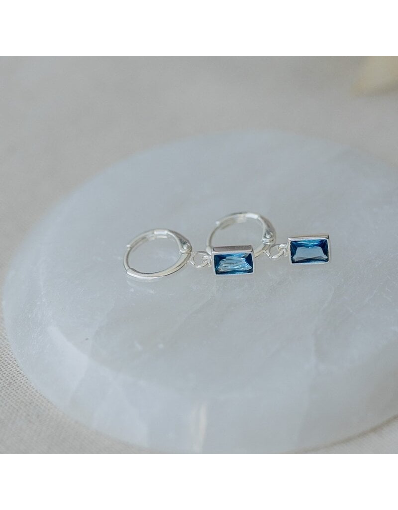 GLEE SHINE HOOPS - SKY BLUE
