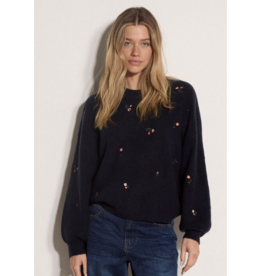 NAVY SWEATER W/ EMBROIDERED FLOWERS