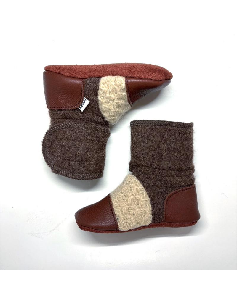 LITTLE EARTH FELTED WOOL BOOTIES