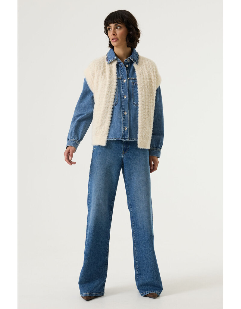 CREAM CARDIGAN